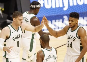 giannis bucks