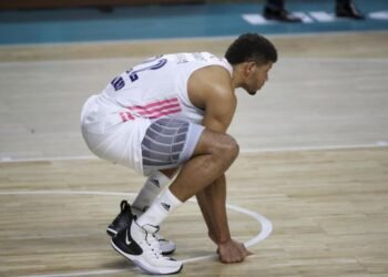 Eurolega: Walter Tavares, il faro della Isla Blanca