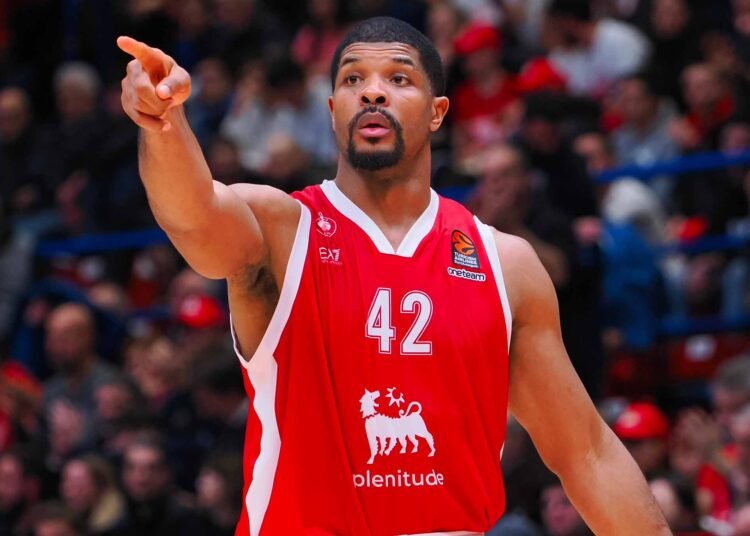 Kyle Hines