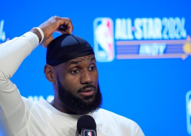 NBA, LeBron James: futuro ai Lakers? Con un occhio sul ritiro