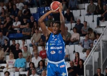 Brescia show, battuta Pistoia in gara 2 grazie ai super Della Valle e Massinburg, le pagelle