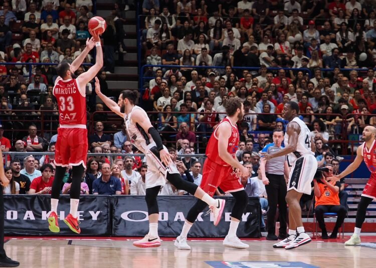 L’Olimpia Milano vince gara 3 con un Mirotic glaciale, le pagelle