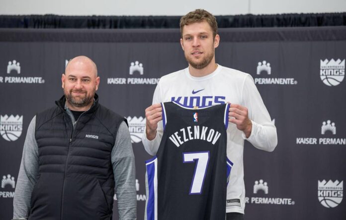 Vezenkov Mike Brown