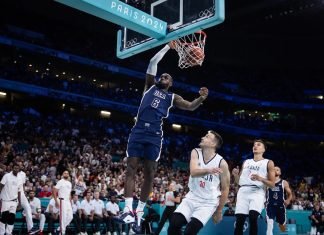 Olimpiadi Parigi 2024: Durant lancia gli USA, storia per Sud Sudan LeBron James