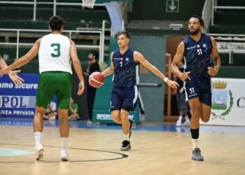 Napoli sconfitta nel back to back con Avellino, Pangos fuori