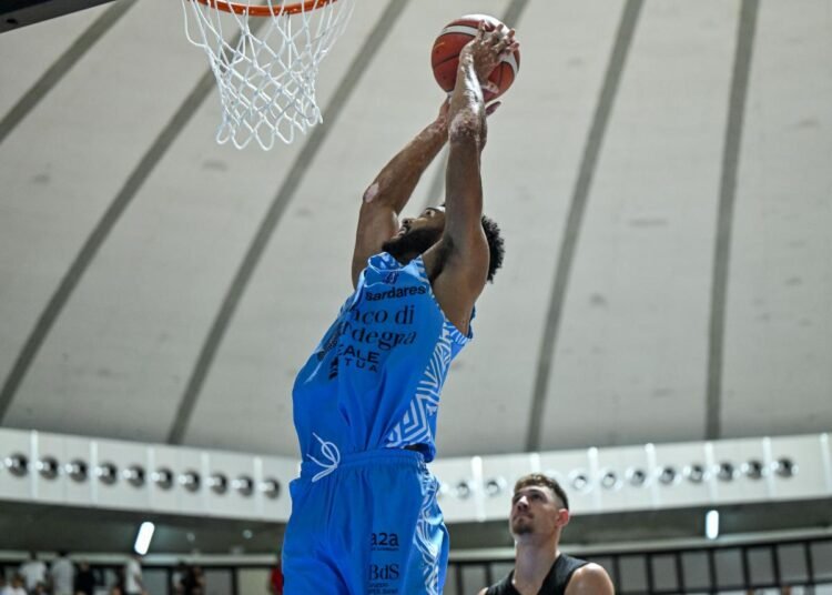 Dinamo Sassari: battuto il PAOK, è finale con la virtus