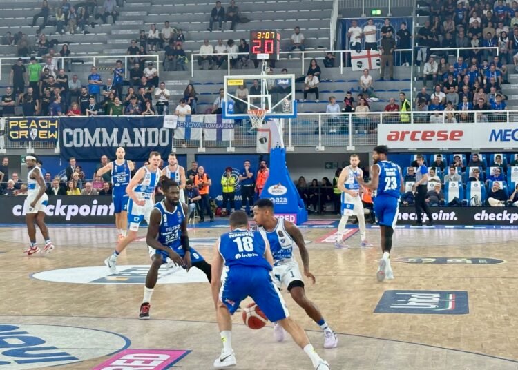 Brescia rischia di sciupare ma batte Sassari, le pagelle