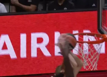 Virtus – Zalgiris: corretto convalidare il canestro di Alen Smailagic