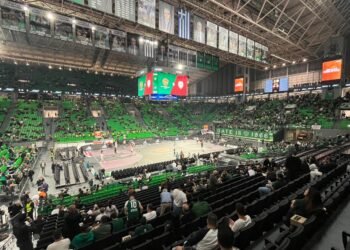 Panathinaikos-Olympiacos: vivere un derby dal vivo è un’emozione unica