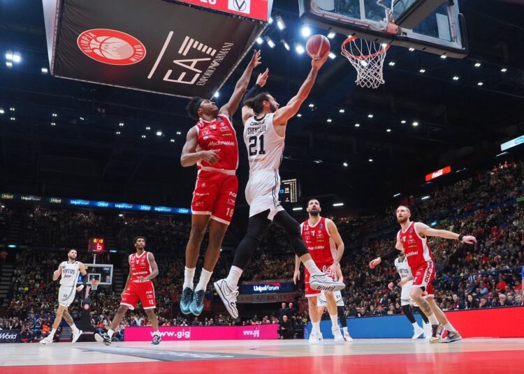 La Virtus Bologna splende al Forum e l’Olimpia cade di nuovo, le pagelle