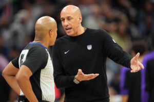 Doug Christie Sacramento Kings