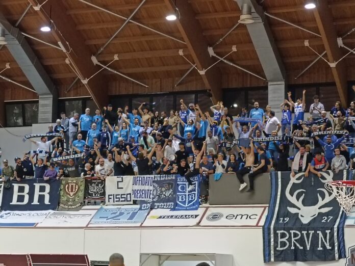 Brindisi tifosi