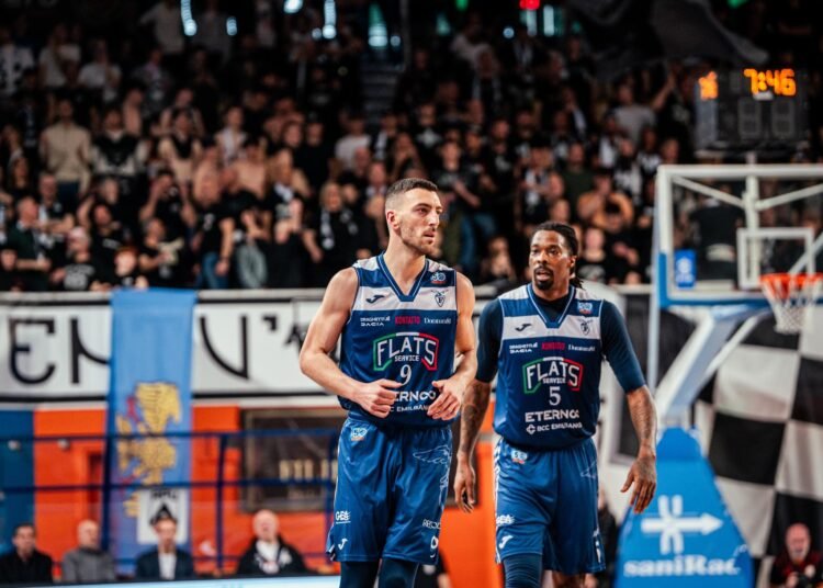 La Fortitudo lotta ma perde a Udine, le pagelle