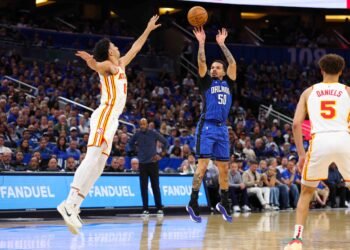 Cole Anthony guida i Magic al successo sui Hawks: playoff contro i Celtics