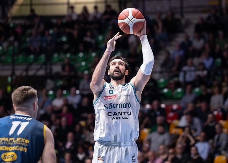 Cantù: la difesa c’è, ora serve un attacco da playoff