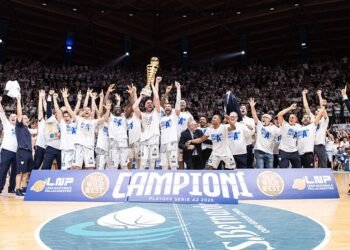 Cantù torna in A: la promozione in 10 “pictures”