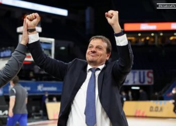 Ergin Ataman, il ribelle che ha riscritto le regole del basket greco