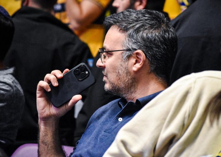 Maccabi Tel Aviv: vendita di una quota della squadra?