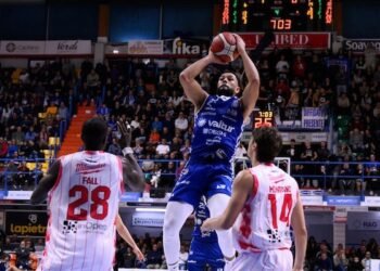 Brindisi vince e fa 90 contro Cento, le pagelle