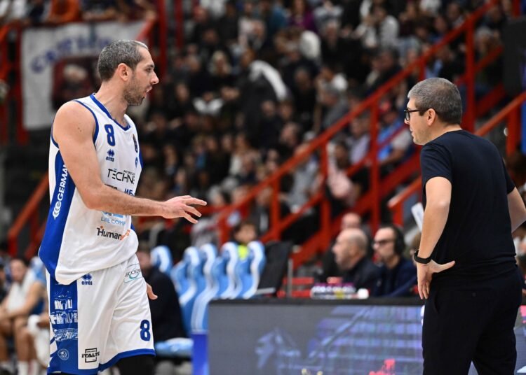 La capolista se ne va, Brescia sbanca anche Napoli: le pagelle