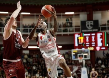 Varese azzanna lo squalo e per Trapani prima sconfitta casalinga, le pagelle