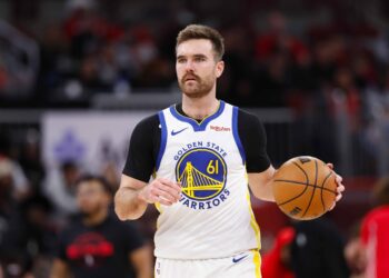 Chi è Pat Spencer, il giocatore di culto che fa impazzire i Warriors?