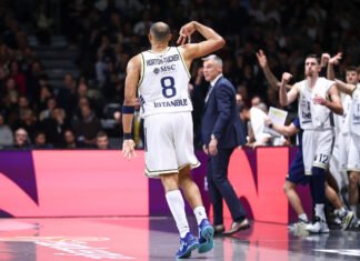 Edwards non basta, Fenerbahçe corsaro in trasferta, le pagelle