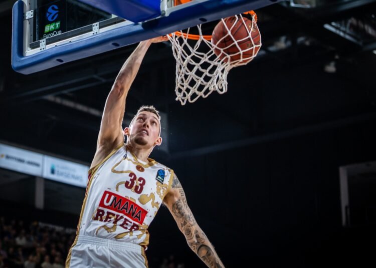 Reyer stoica a Klaipeda, rimonta e vince 103-118 contro Neptunas. Super Wiltjer, ma ottimo sforzo corale.