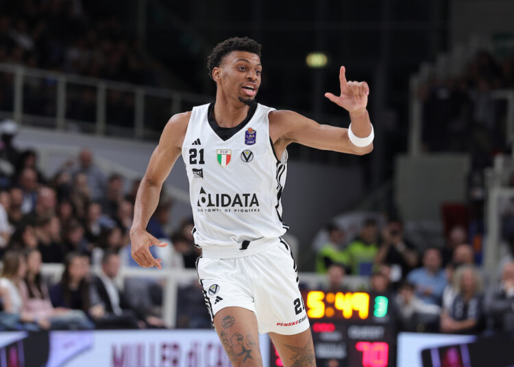 Derrick Alston