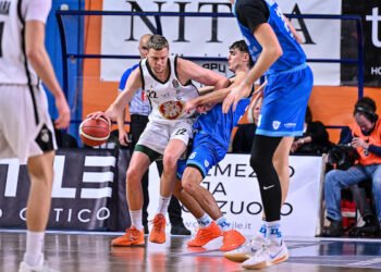 Udine doma i tentativi di rientro della Dinamo Sassari, le pagelle