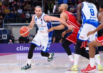 Olimpia Milano – Germani Brescia, super Della Valle: le pagelle