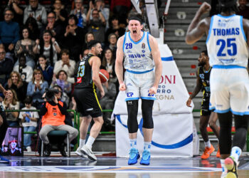 Dinamo Sassari domina contro la Vanoli Cremona, le pagelle