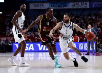 Derby italiano di Eurocup vinto dall’Aquila Trento 90-94 sulla Reyer Venezia, e vola ai quarti di finale. Le pagelle
