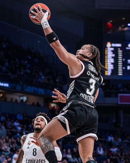 Virtus l’orgoglio non basta, il Real si impone nel finale, le pagelle.