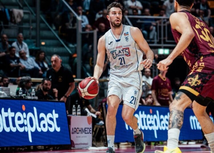 La Fortitudo riprende la corsa, 73-62 alla Juvi: le pagelle