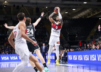 Virtus, crisi senza fine. Anche il Baskonia passa all’Arena, le pagelle.