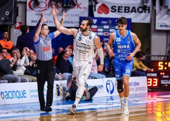 Cantù respira un po’ di più, Sassari con un po’ più affanno – Le pagelle dell’80-78