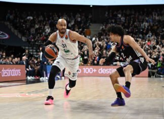 Paris – Olimpia, Hifi suona a tutto volume: Le pagelle