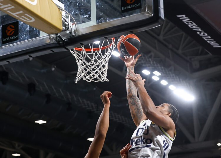 Armando Bacot