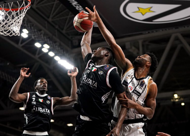 In Gara 1 la Virtus fa la voce grossa, Trento soccombe