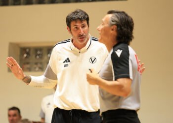 Virtus, segnali positivi ma Mumbrù avverte: serve più difesa