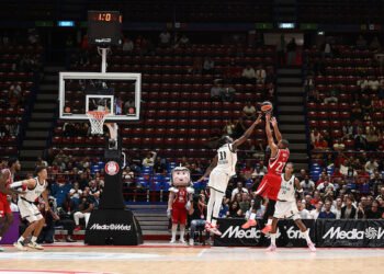 Devon Hall regala il trionfo all’Olimpia Milano, le pagelle