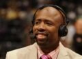 Kenny Smith difende la NBA sul caso Clippers: “Devono subire le conseguenze”