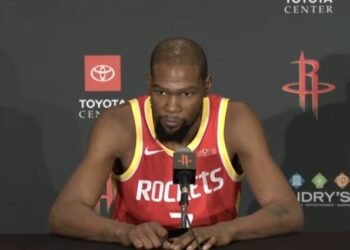 Kevin Durant avvisa i Rockets: “Non tagliatemi i minuti”