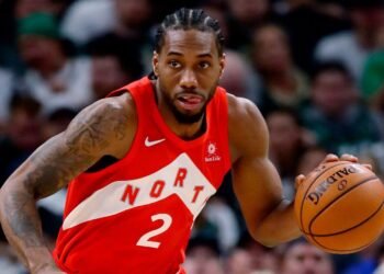 Kawhi Leonard già vicino ad un maxi rinnovo con i Toronto Raptors