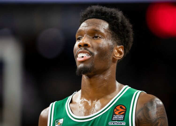 Nigel Hayes-Davis