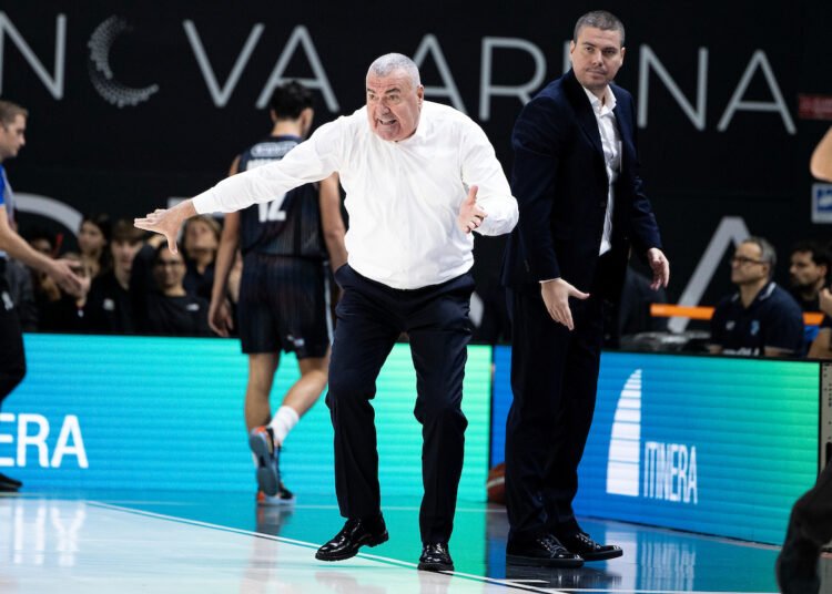 Napoli passa a Tortona con grande carattere, Repesa: «Vittoria preziosa»