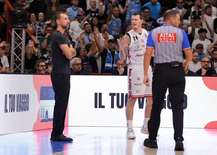 Riscatto Olimpia a Napoli, Poeta: “Devo dimostrare di meritare la panchina”