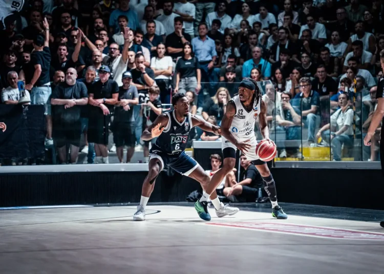La Fortitudo soffre ma passa a Caserta trascinata da un super Morris: le pagelle