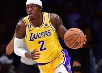 Lakers: Vanderbilt e Knecht fuori dal progetto, ma mancano le acquirenti